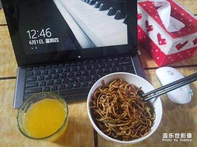 簡樸而豐盛的午餐……