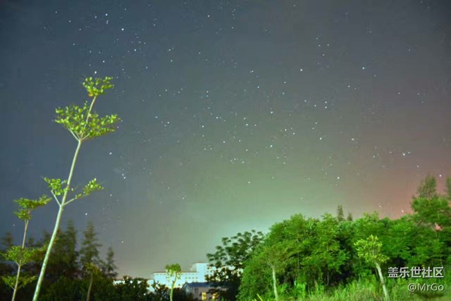 看看我們這的夜空吧，配不配s8？