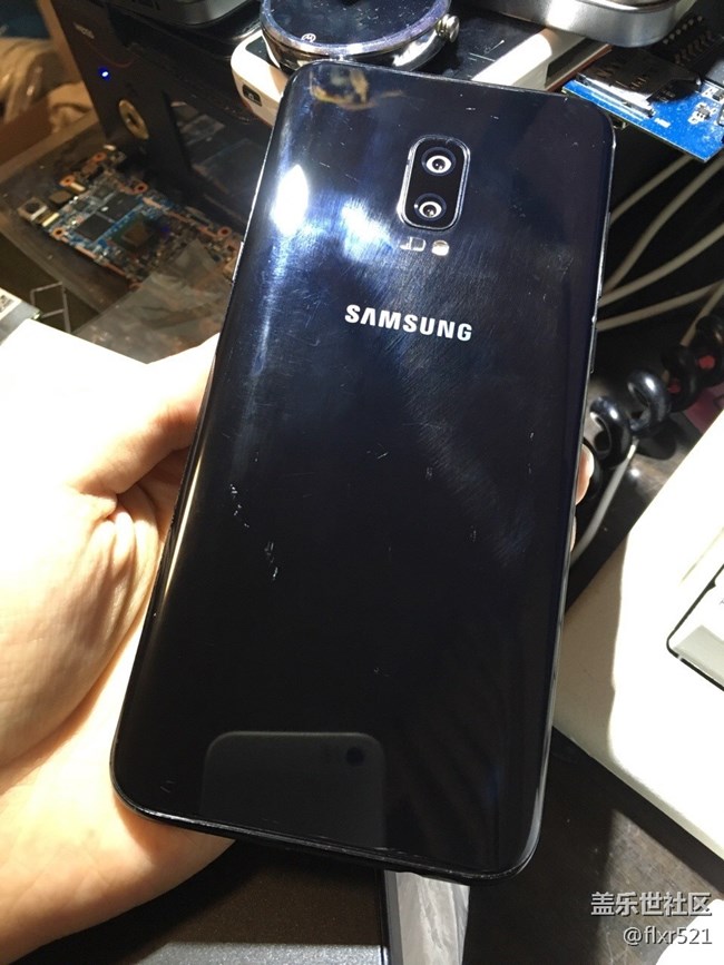 雙攝像頭三星GalaxyS8原型機(jī)曝光