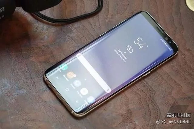 三星今年的兩部新機(jī)：一臺銷量僅30萬，一臺已跳水800元！