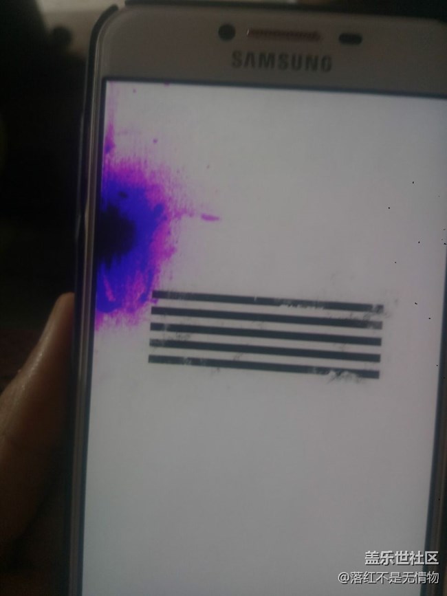 屏幕起紫斑求助