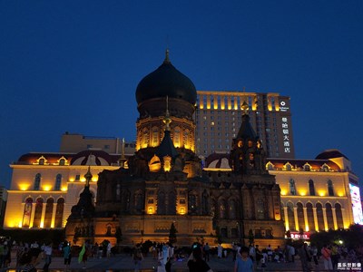 夜幕下的哈爾濱