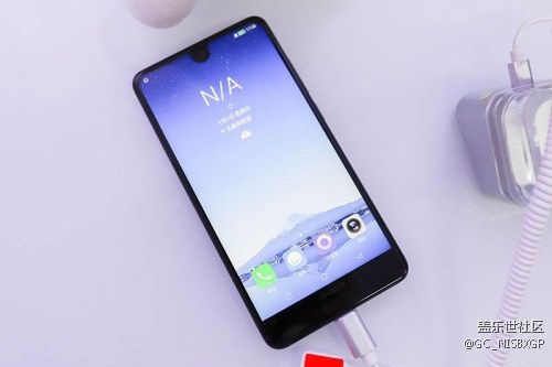 全面屏才是硬實(shí)力，三星S8+/小米MIX/夏普AQUOS S2領(lǐng)頭狂奔