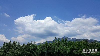 藍天白云