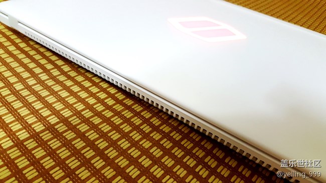 玄龍騎士——游戲本也可以很漂亮！