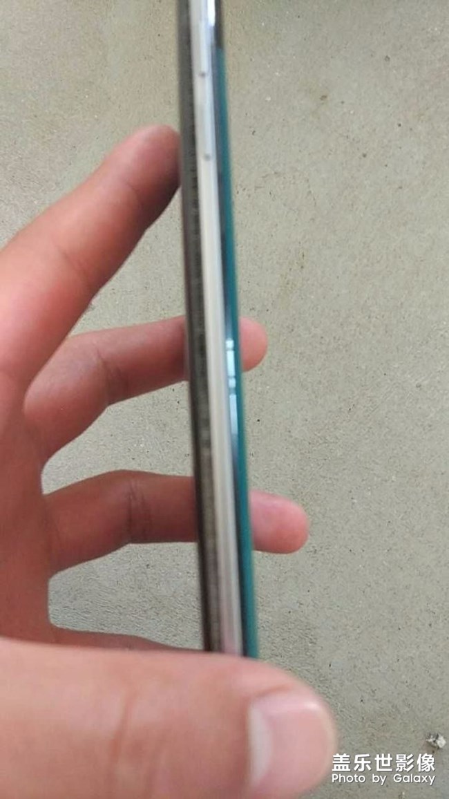 三星s7edge用了一年電池嚴(yán)重膨脹，存在嚴(yán)重安全隱患。