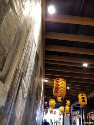 《吃喝玩樂(lè)》+吃在老街!