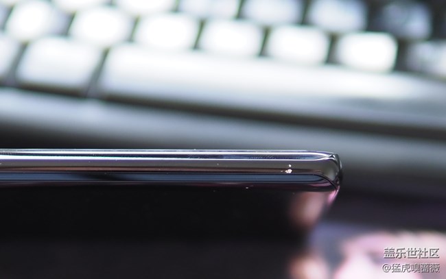 到手10天，邊框掉漆，Note8 256黑