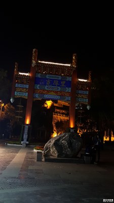 泉城濟(jì)南，寬厚里夜色