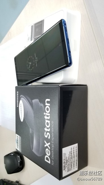 北京地區(qū)，擴(kuò)展塢送到，附贈一個旅充