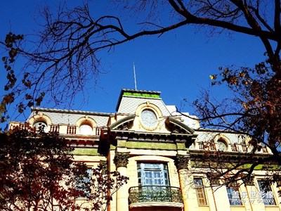 《鏡頭里的風情建筑》+表里如一