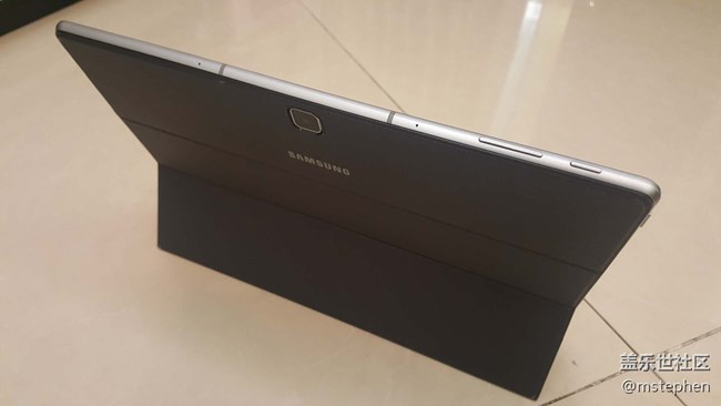 出非常新的自用galaxy tabpro s一臺(tái)