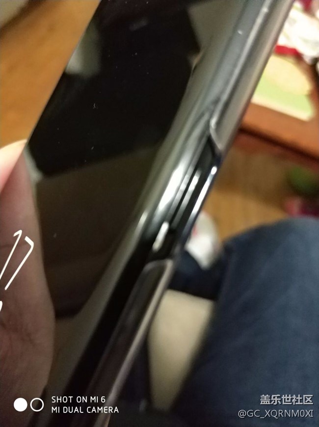 才用一個(gè)月不到Note8掉漆我應(yīng)該怎么辦好退嗎?