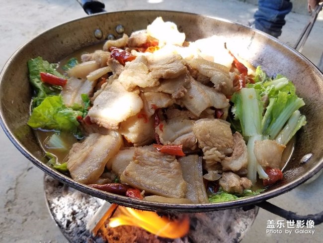 大塊吃肉，大碗喝酒