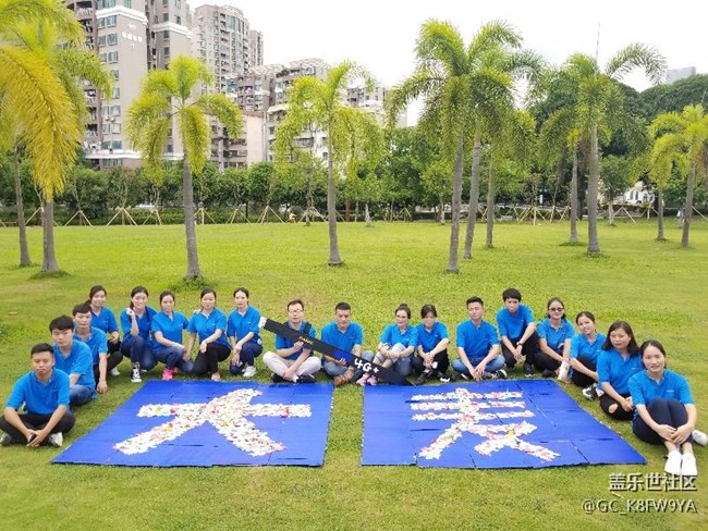 精彩故事在這里-深圳關(guān)內(nèi)小區(qū)-陳玲吟