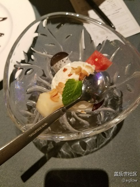 關(guān)于無(wú)線充電器