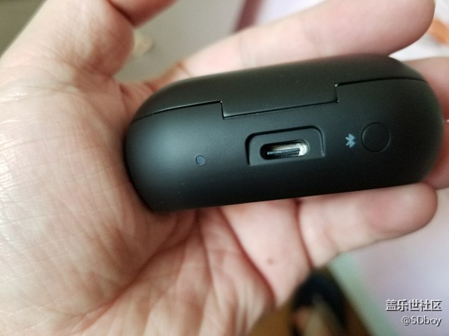 下午剛到的2018版gear iconX，支持bixby