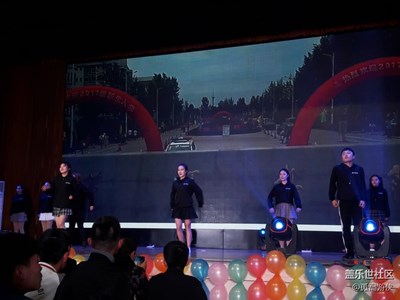 校藝術(shù)節(jié)一