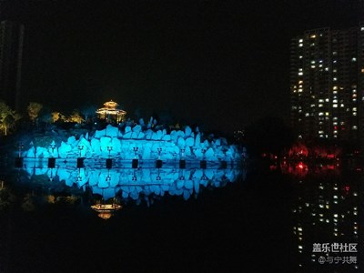夜拍果然不錯。