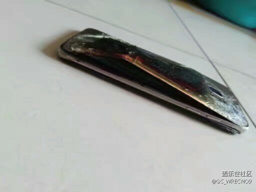 手機(jī)已炸。