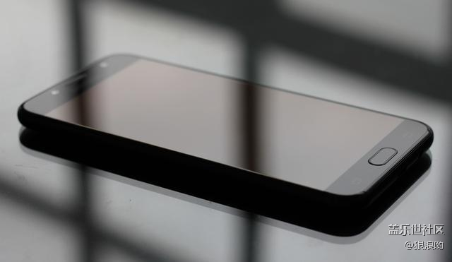 【C8體驗(yàn)團(tuán)】【視頻/圖文】精致做工后置雙攝，只為不一樣