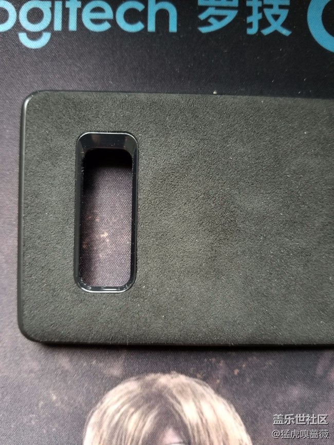 曬一個反絨皮手機殼，車標定制款