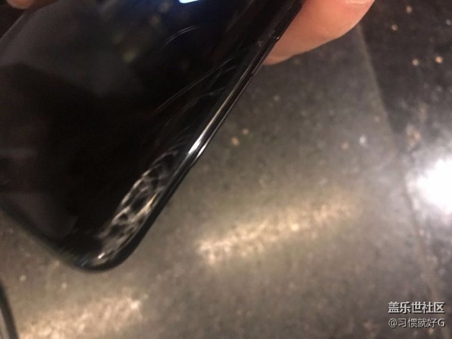 屏幕又碎了同一個位置兩次