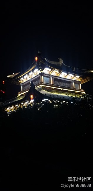 Note  8雙攝鏡頭的實(shí)時(shí)虛化加上夜視儀就是強(qiáng)