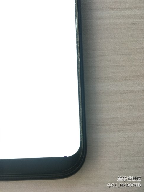 三星S8+你們有沒(méi)有發(fā)現(xiàn)這個(gè)情況