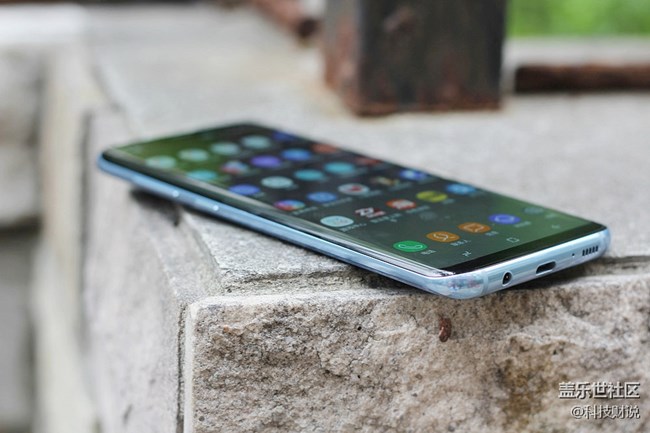 以S8+的素質現(xiàn)在一點也不過時，價格適中，合適入手