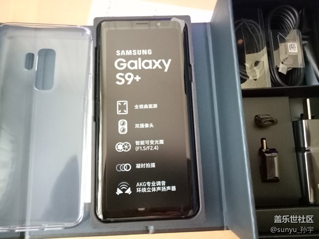 十號下午三點多到貨，開機上手，附圖（s9p，黑色，128G）