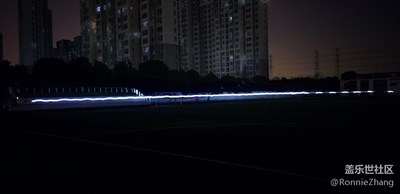 學生黨note8初拍星軌，200多張堆棧。LR調(diào)過顏色。多多指教