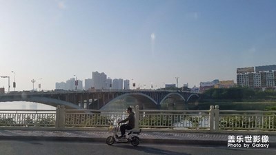 向自己目標(biāo)發(fā)起沖鋒