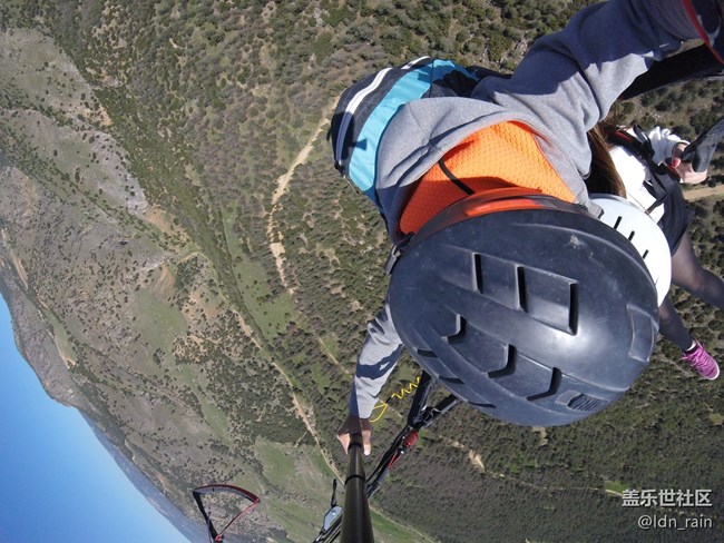 小妮子的浪漫土耳其之旅-滑翔傘