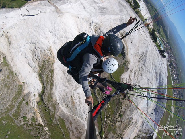 小妮子的浪漫土耳其之旅-滑翔傘