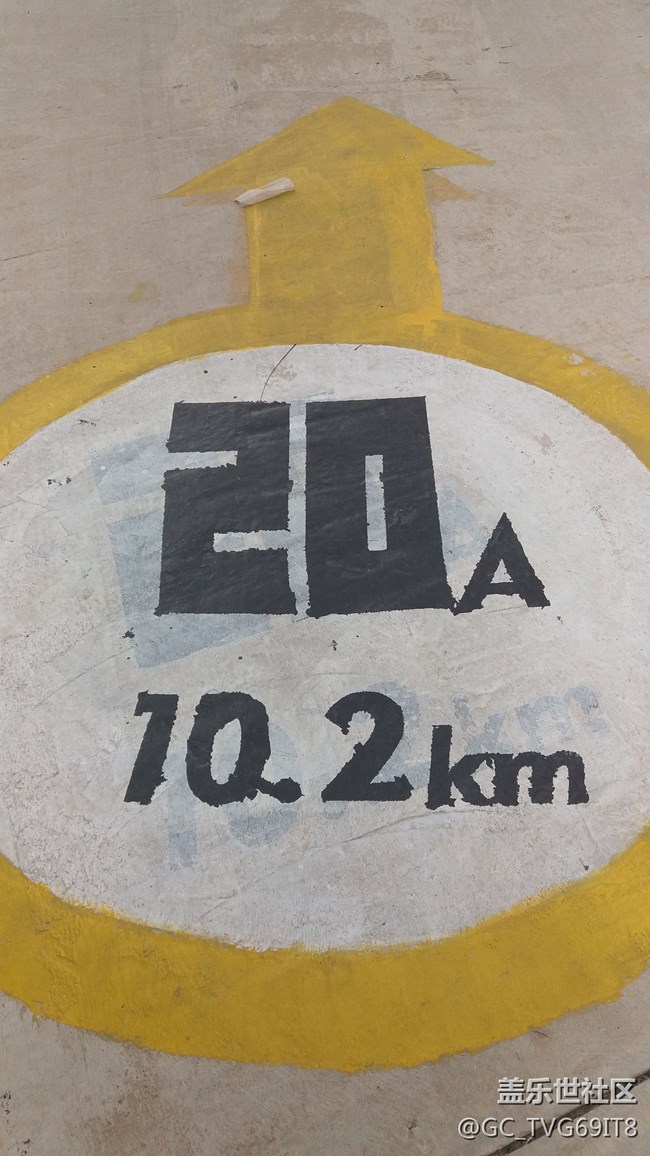 三星a9拍照時 手機有嗡嗡的聲音 不能對焦 屏幕有水波紋