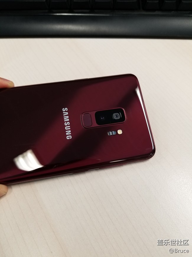 S9勃艮第紅 真機(jī)照