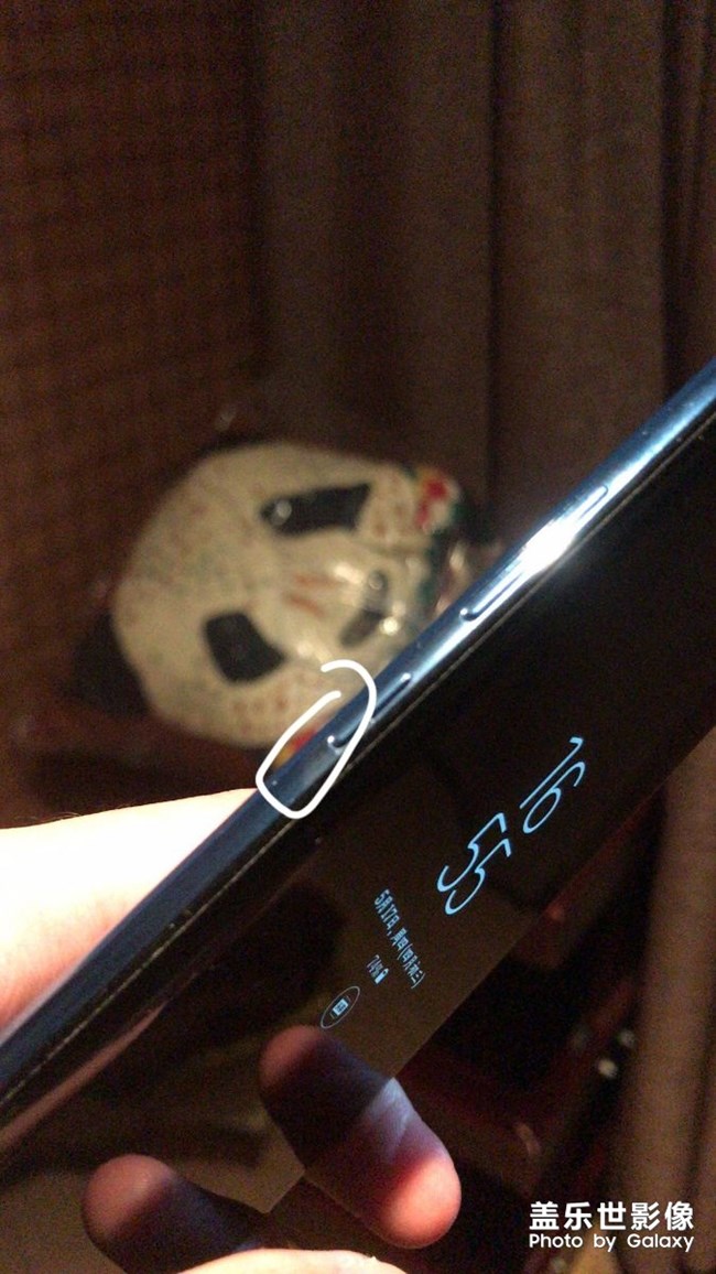有沒有遇到金屬中框這樣的進來看看吧！