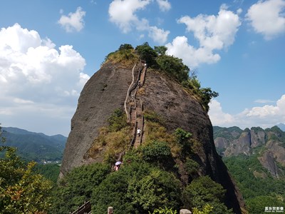 【中國最美瞬間】+丹霞崀山-駱駝峰