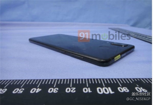 三星Galaxy A9 Star外觀確認：采用豎排雙攝