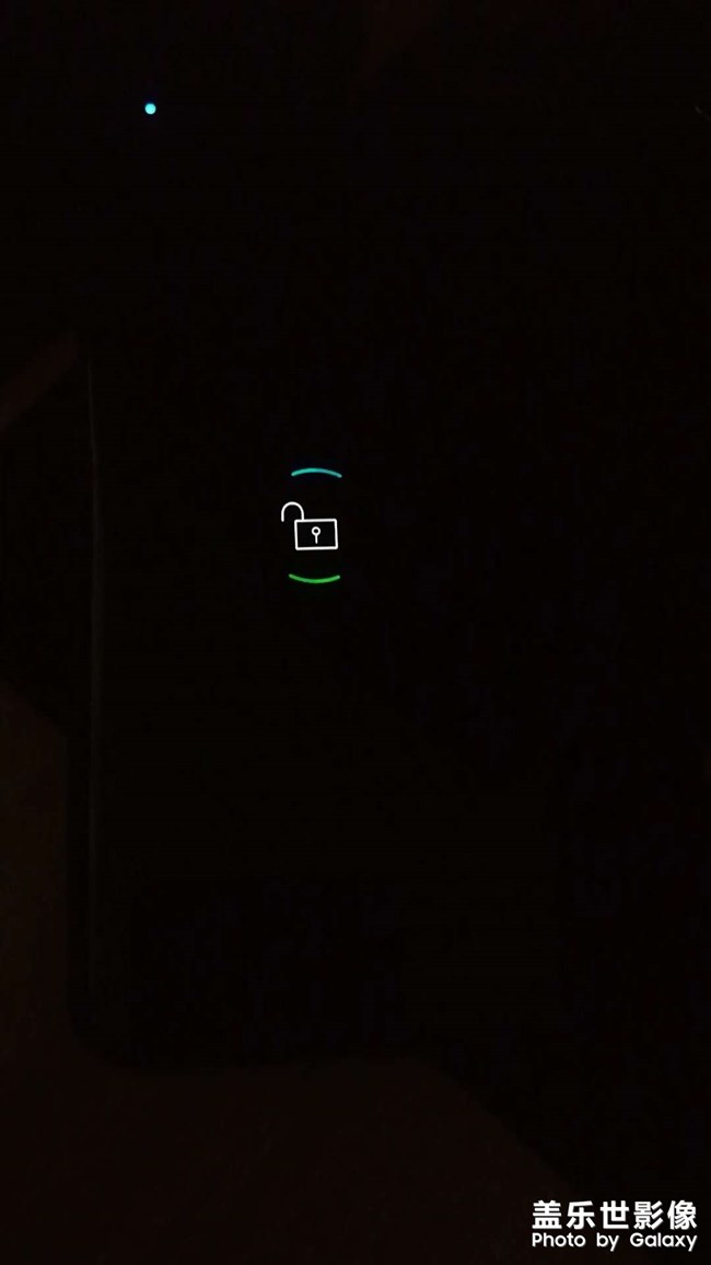 問下S9+開機(jī)密碼輸完后會(huì)出現(xiàn)一把鎖一直再轉(zhuǎn)