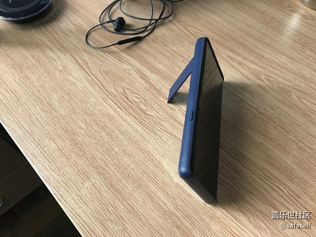 立式保護殼