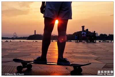 今天夕陽不錯，去遙望江心的水門頭走了一走。