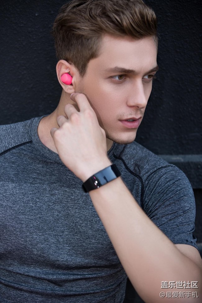 Gear iconx2018真無線耳機中的體力王