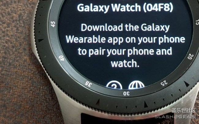 新款Galaxy Watch智能手表開箱