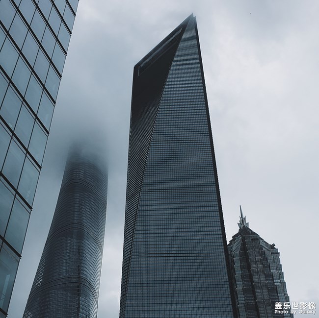 【簡(jiǎn)單生活】+中國(guó)之巔  二