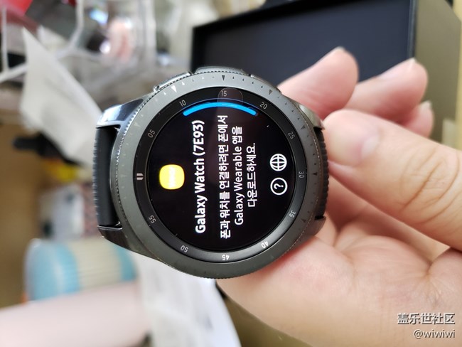 42mm黑色，Galaxy Watch上手體驗。