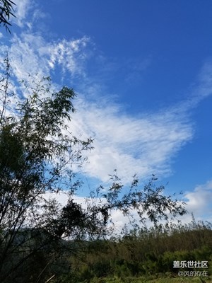 藍(lán)天白云，青山綠水就是金山銀山