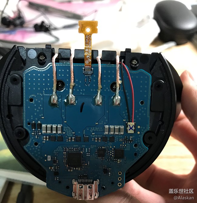 【拆解】三星第三代無線充電器拆解