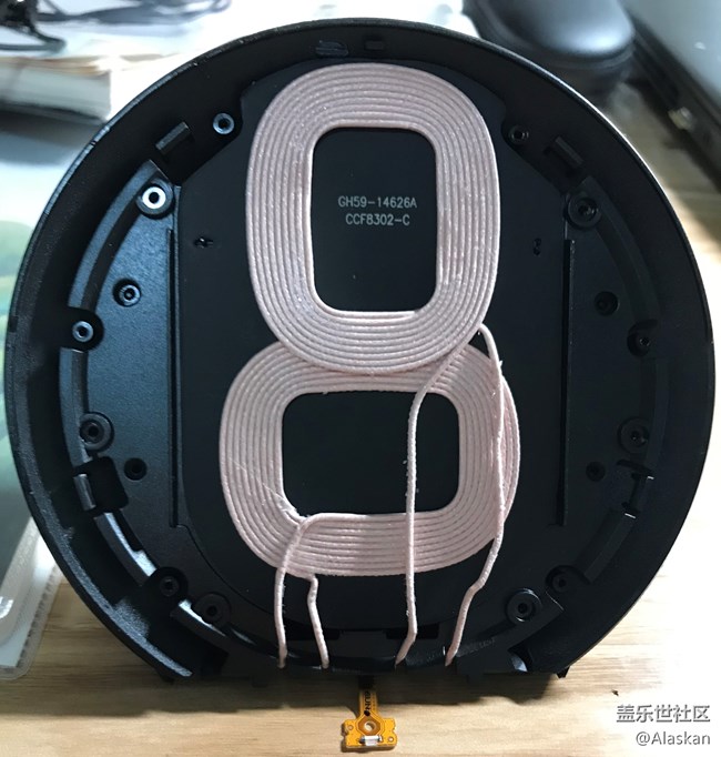 【拆解】三星第三代無線充電器拆解